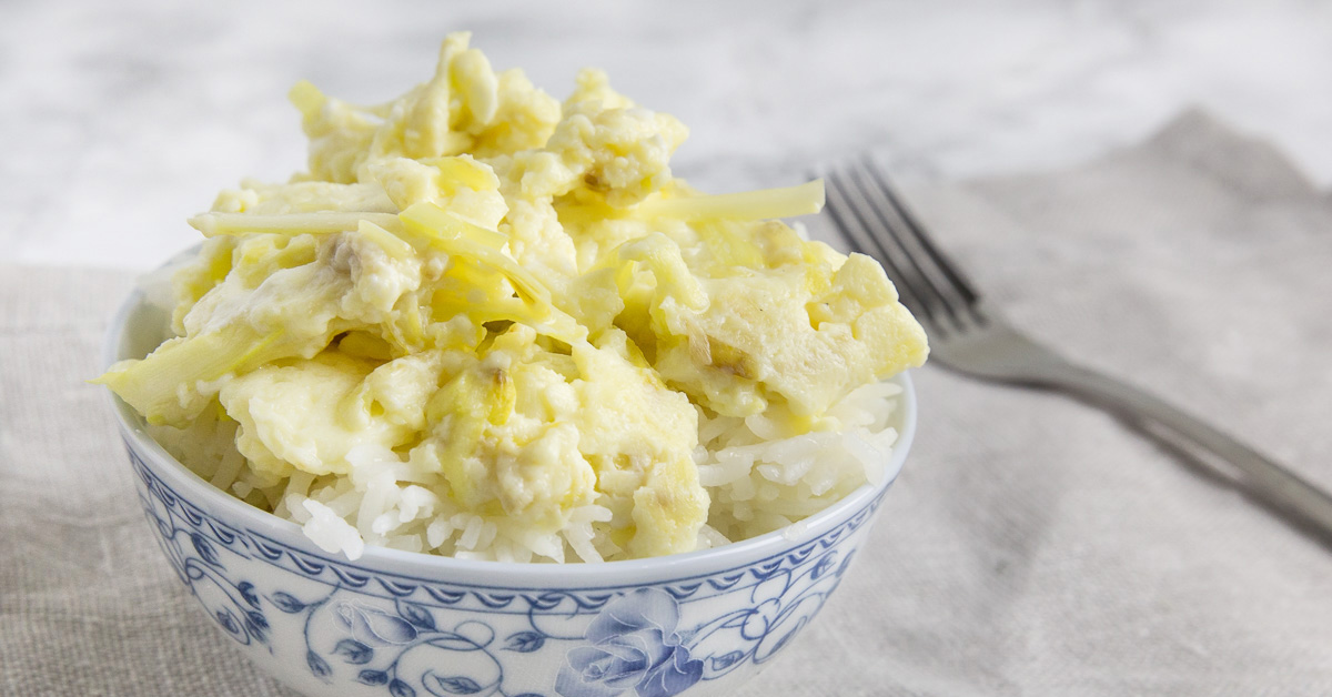 Chinese Chives with Milky Fluffy Eggs Recipe