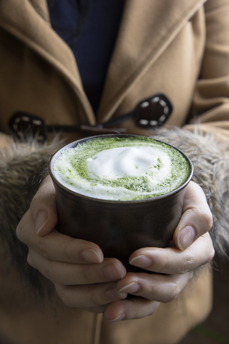 Swap your coffee with this matcha latte recipe! Warming energy booster filled with antioxidants. Smooth matcha with lingering aroma.