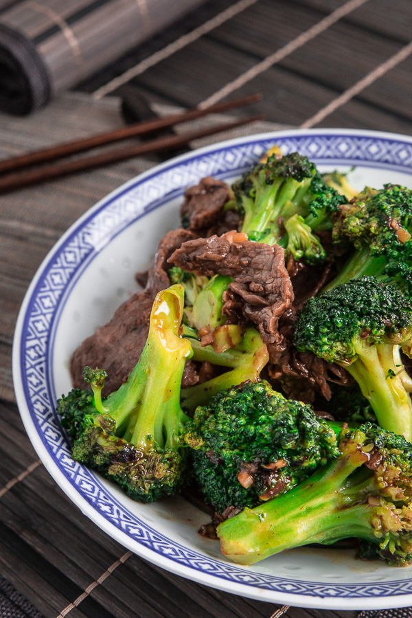 Make this EASY beef and broccoli recipe right at home! Packed with bold Asian flavors. You’ll LOVE this sauce! A go-to stir fry recipe ready in 30 minutes.