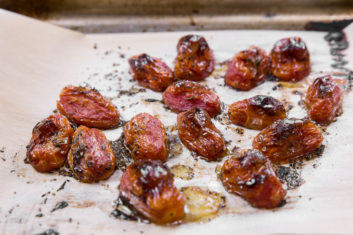 5 mins to prep this fail-proof roasted tomatoes recipe! Oven-roasted tomatoes bursting with sweet juicy flavors. Awesome appetizer, side, with pasta/salad. 